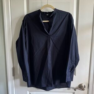 Uniqlo | Navy Long Sleeve Oversized Blouse V Neck Size Small